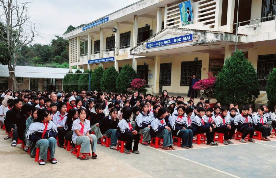 🎉 LỄ KHÁNH THÀNH LỚP HỌC MỚI TRƯỜNG PTDTBT TH&THCS NA SON